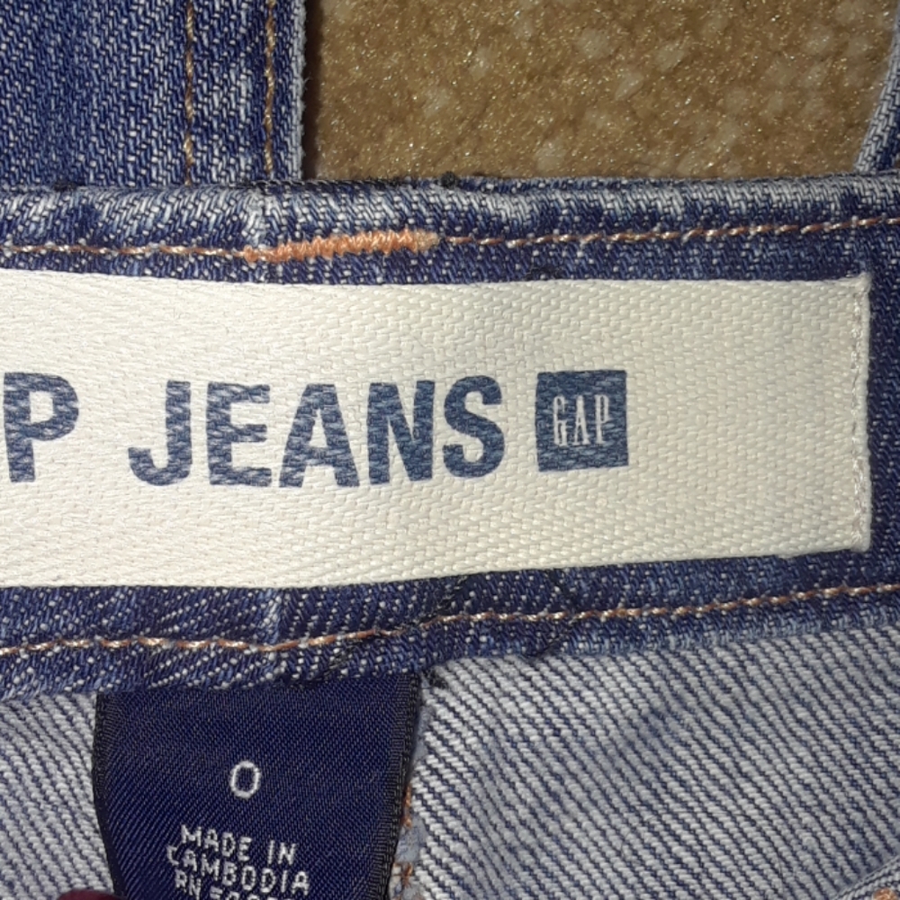 GAP skirt - Picture 3 of 3